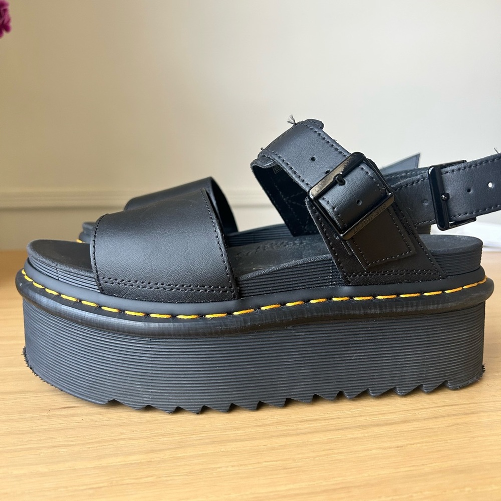 Nearly-new Dr. Martens Voss Quadro Leather Platform Sandal size 7 women’s